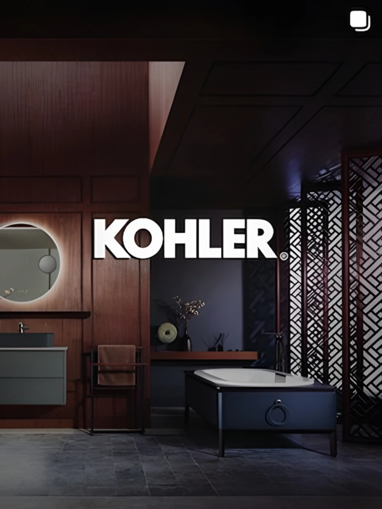 Baño Kohler con el logo de la marca